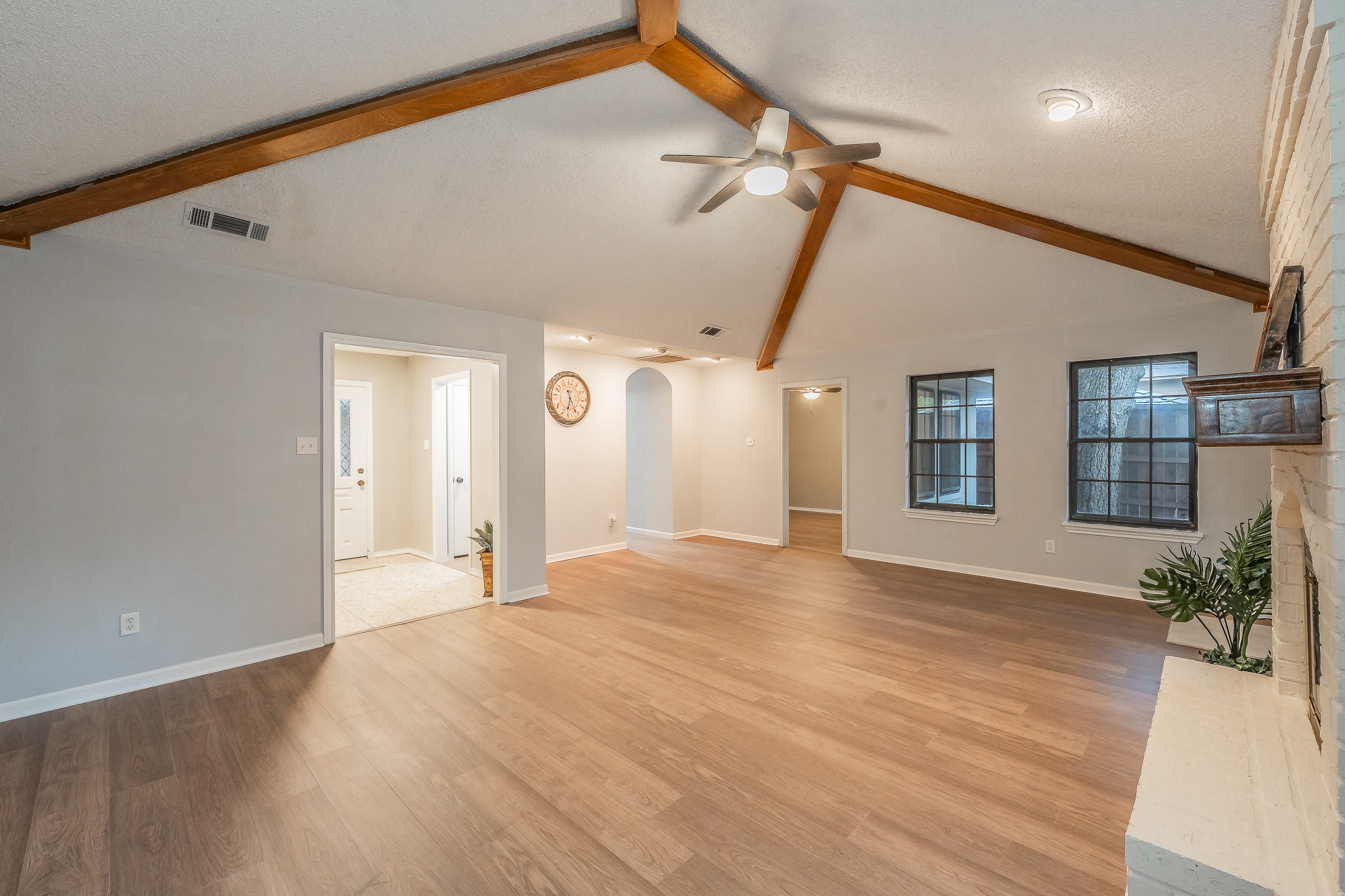 917 Bucknell Drive Arlington TX 76012