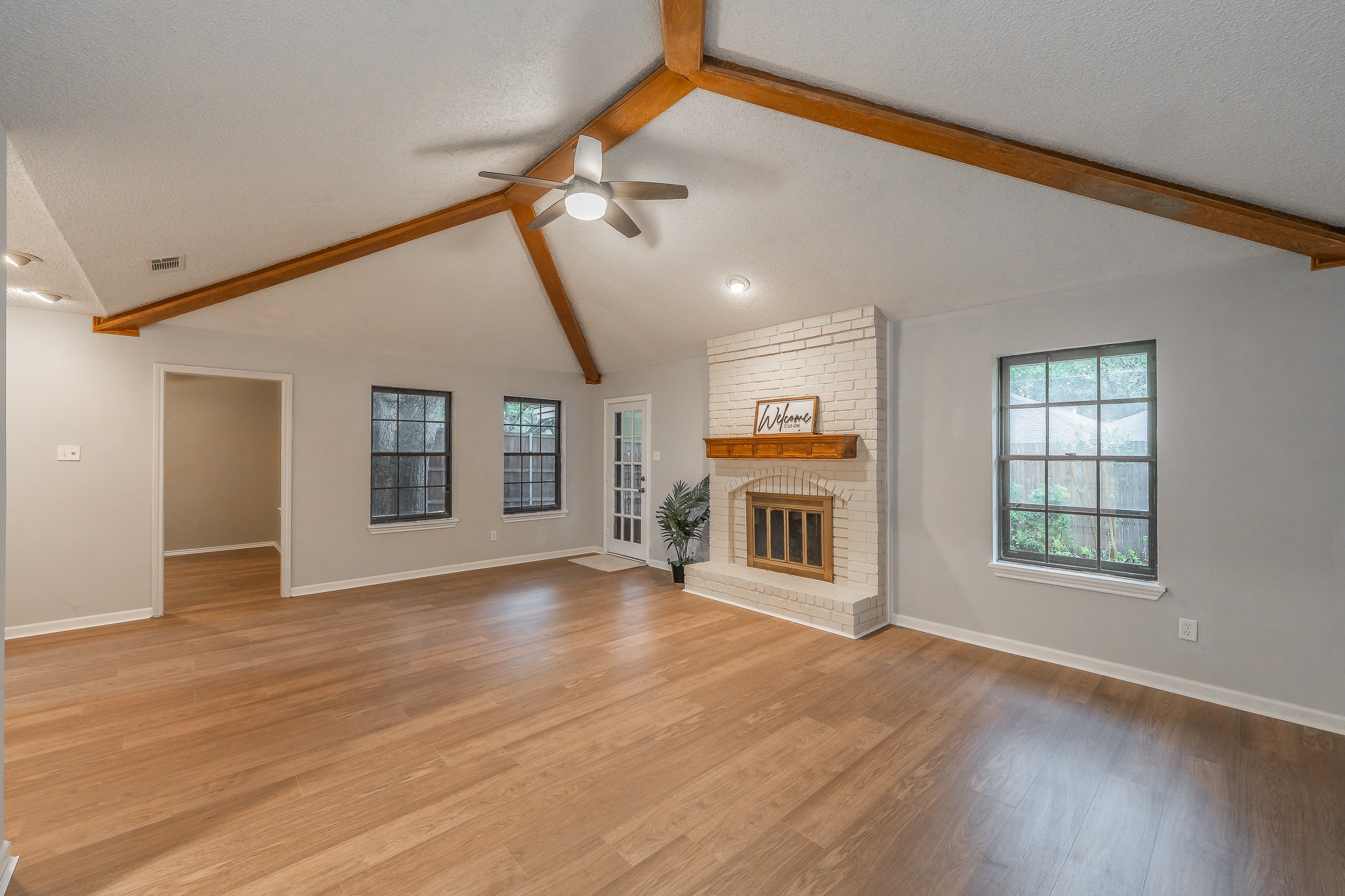 917 Bucknell Drive Arlington TX 76012