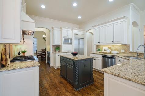 6724 Frankford Road Dallas TX 75252