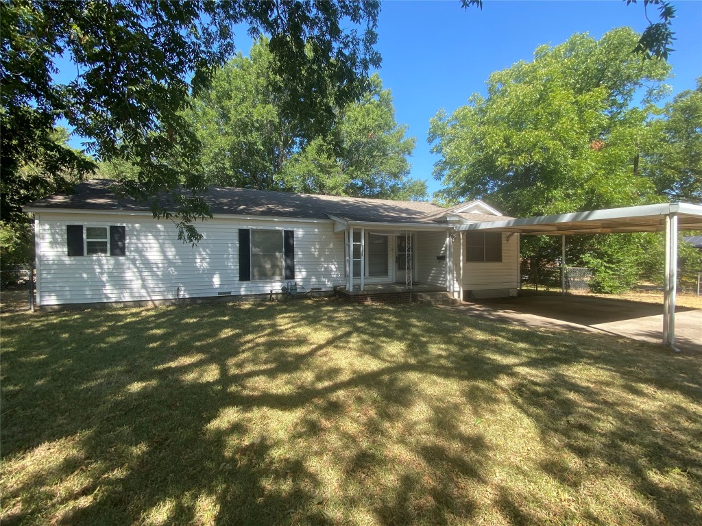 1200 S Clay Street Kaufman TX 75142