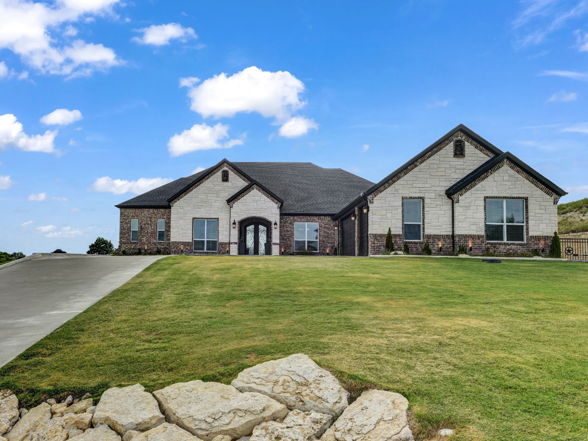 162 Pinnacle Peak Lane Weatherford TX 76087