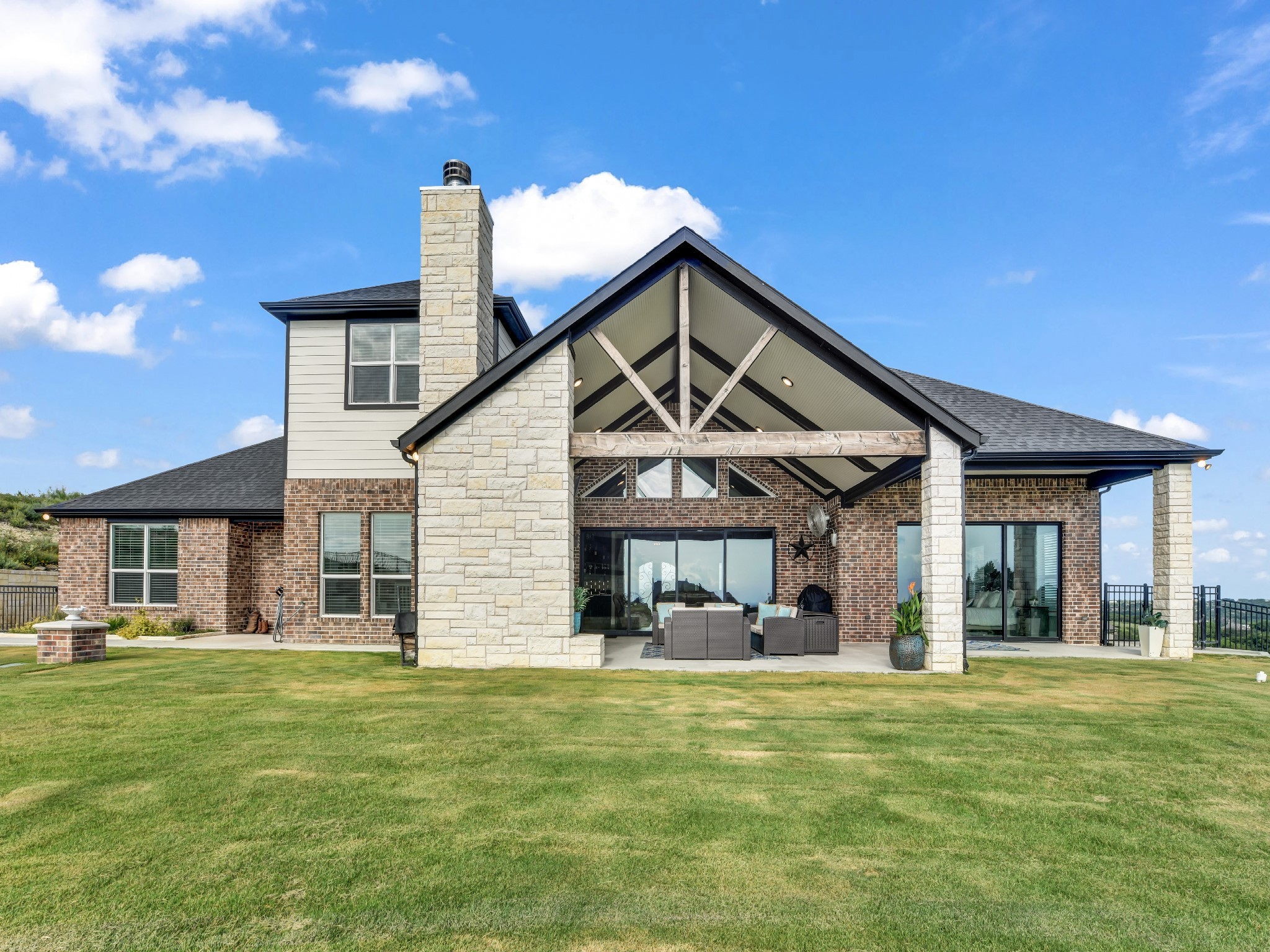 162 Pinnacle Peak Lane Weatherford TX 76087