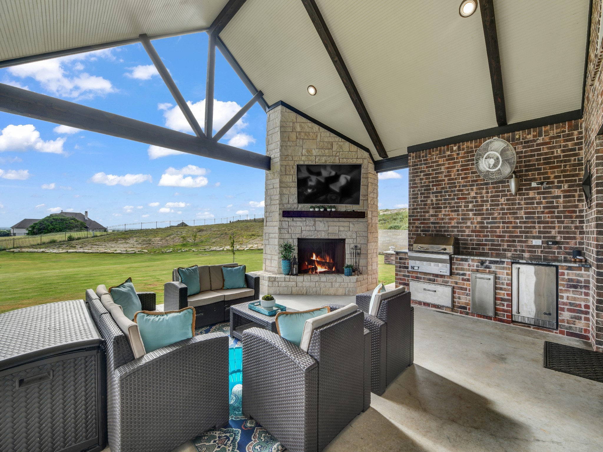 162 Pinnacle Peak Lane Weatherford TX 76087
