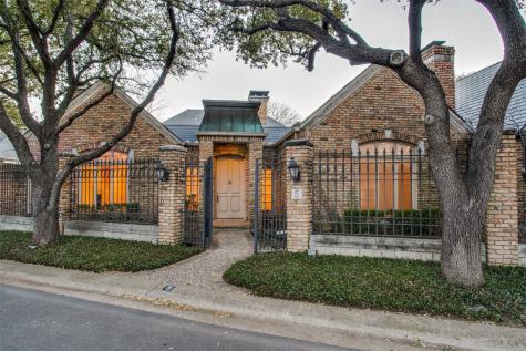 5 Stonecourt Drive Dallas TX 75225