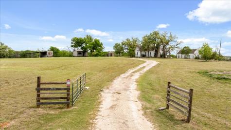 2290 N Fm 200 Rainbow TX 76077