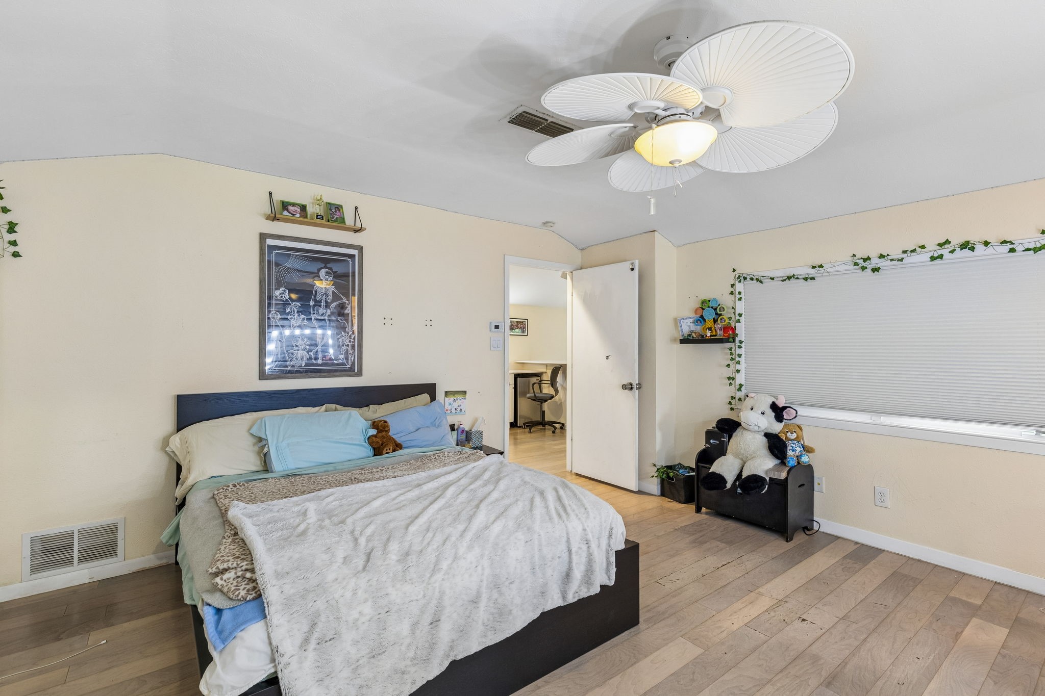 6725 Caulfield Drive Dallas TX 75248