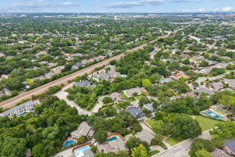 6725 Caulfield Drive Dallas TX 75248