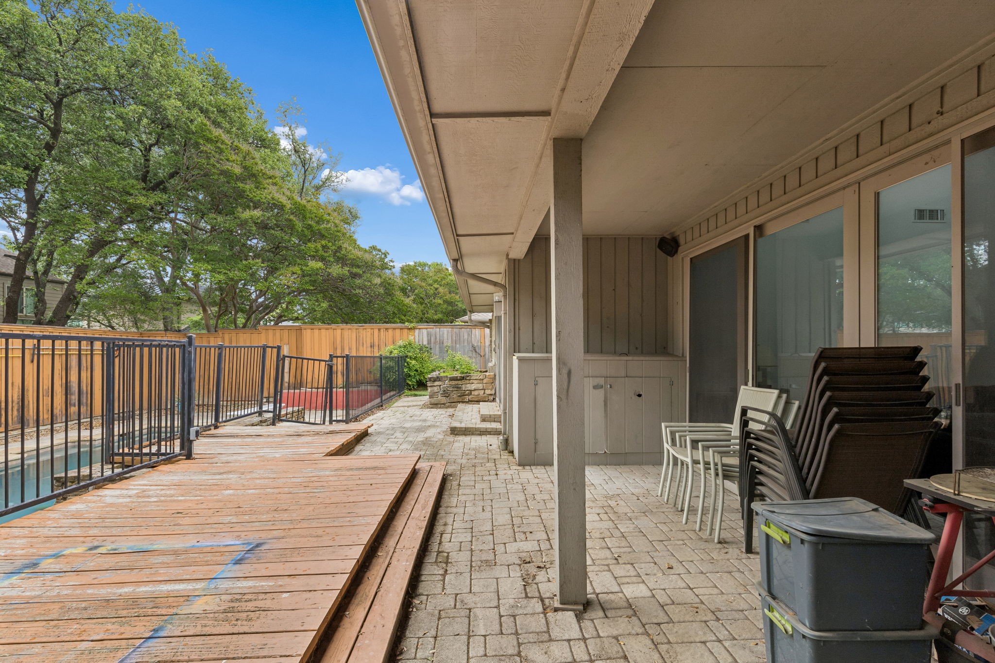 6725 Caulfield Drive Dallas TX 75248