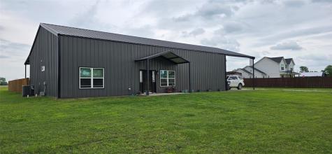 1410 Rs County Road 1235 Point TX 75472