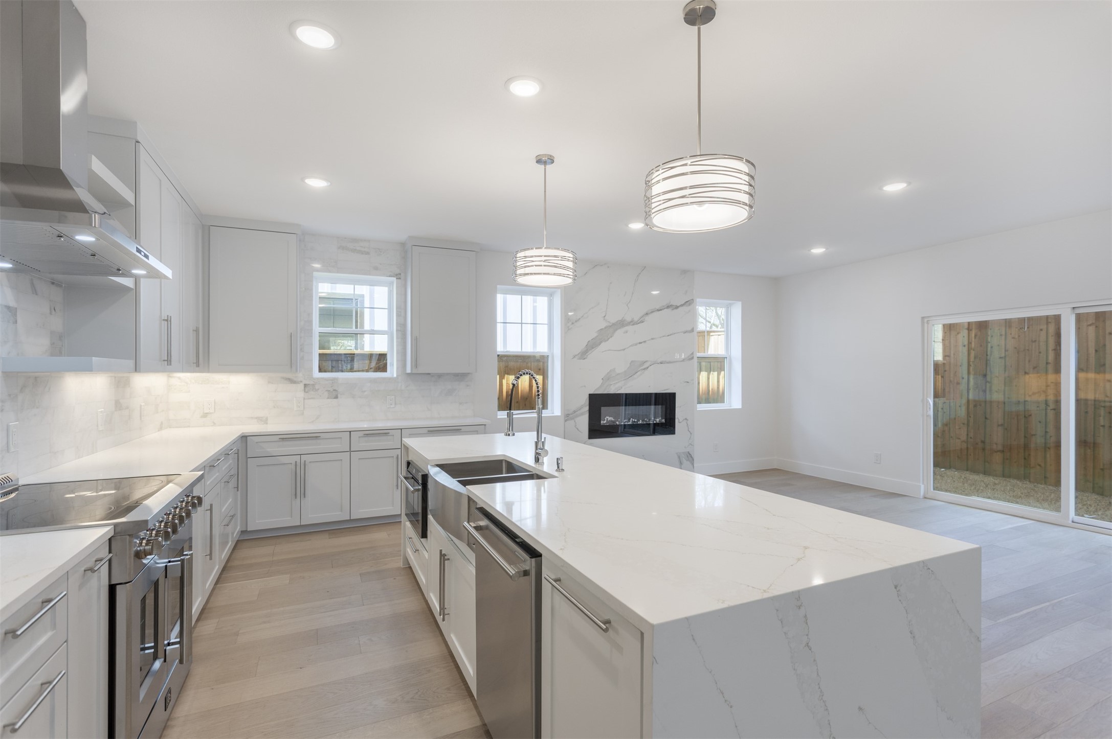 708 W White Avenue Mckinney TX 75069