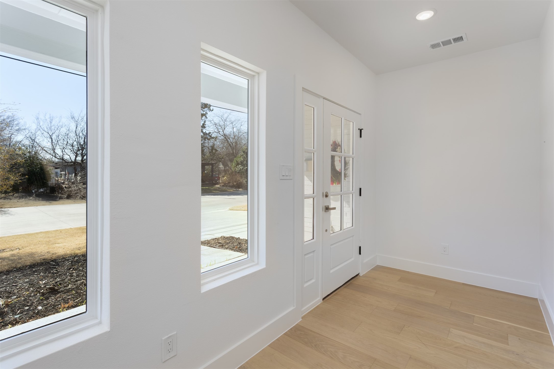 708 W White Avenue Mckinney TX 75069