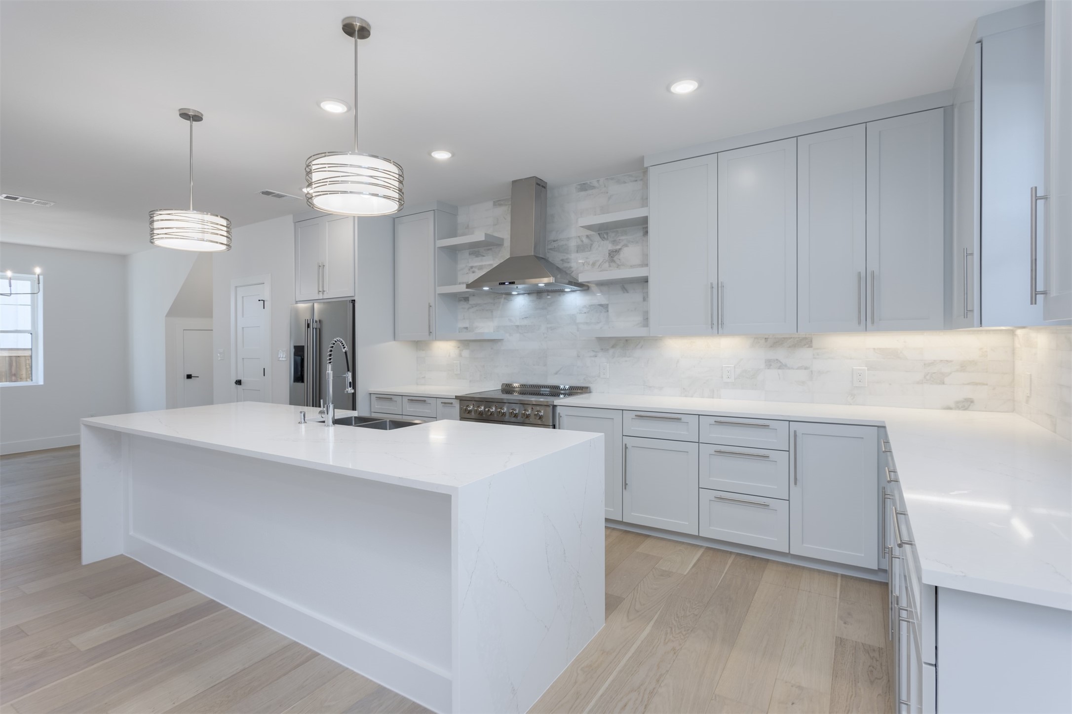 708 W White Avenue Mckinney TX 75069