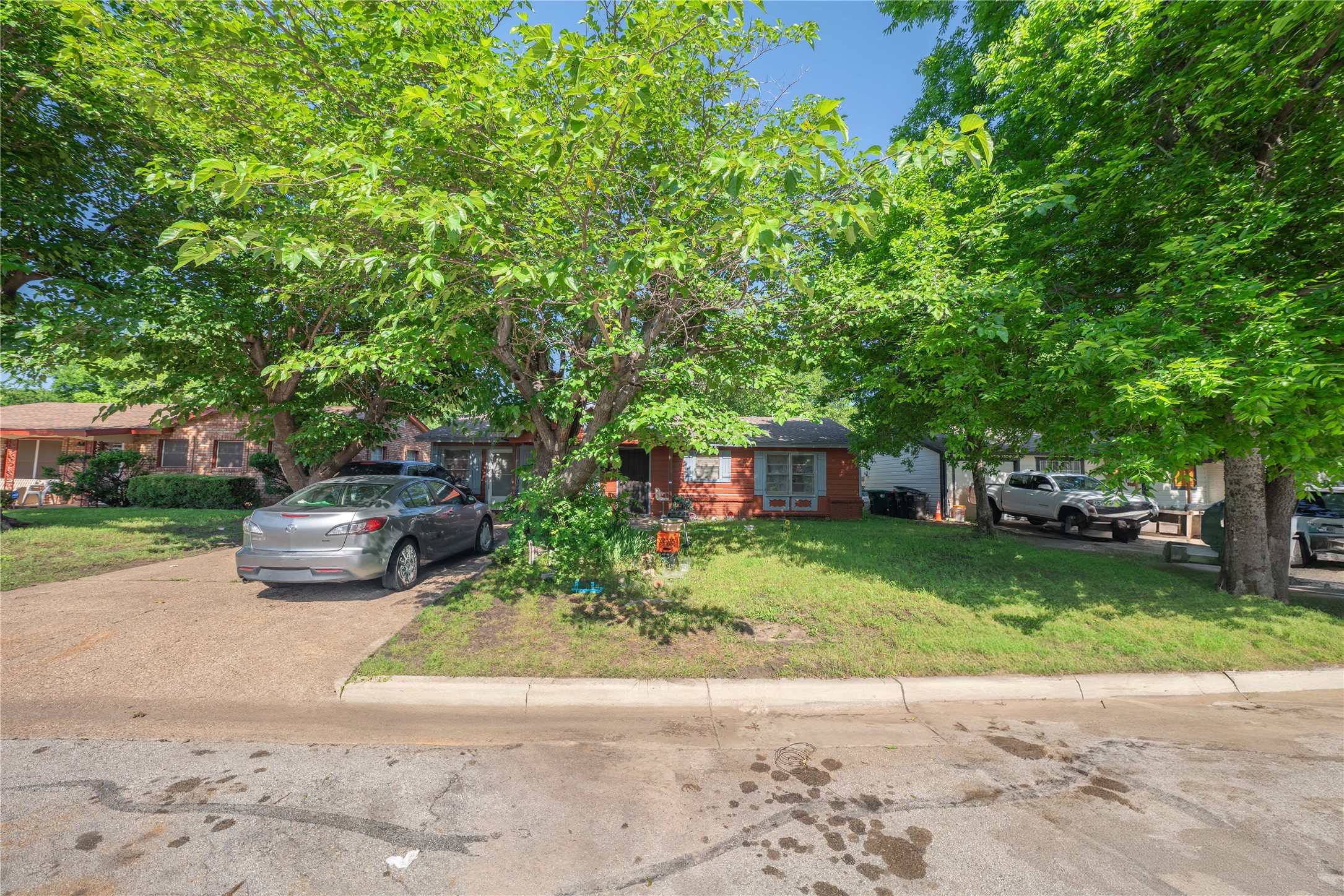 4845 Hillside Avenue Fort Worth TX 76119