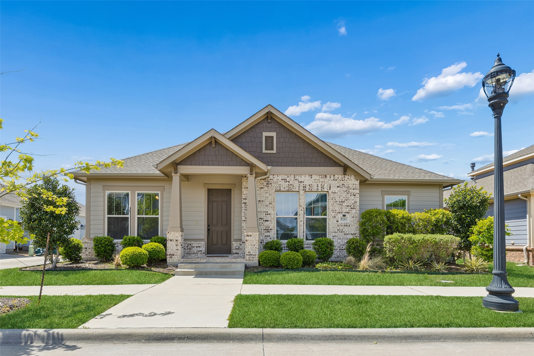 9201 Lamar Street Rowlett TX 75089