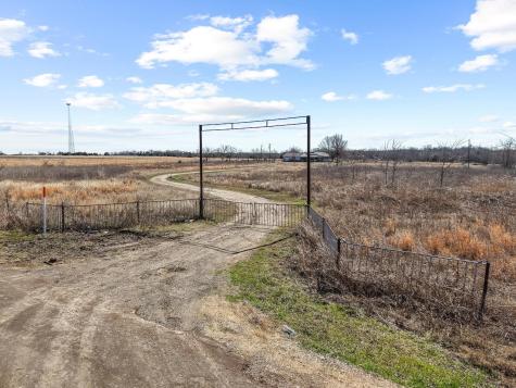 139 County Road 4302 Greenville TX 75401
