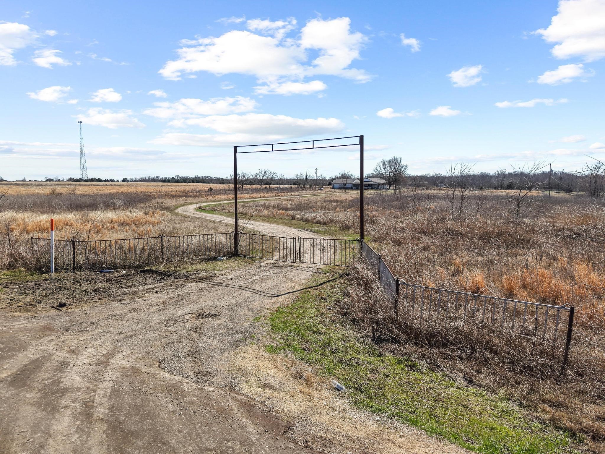 139 County Road 4302 Greenville TX 75401