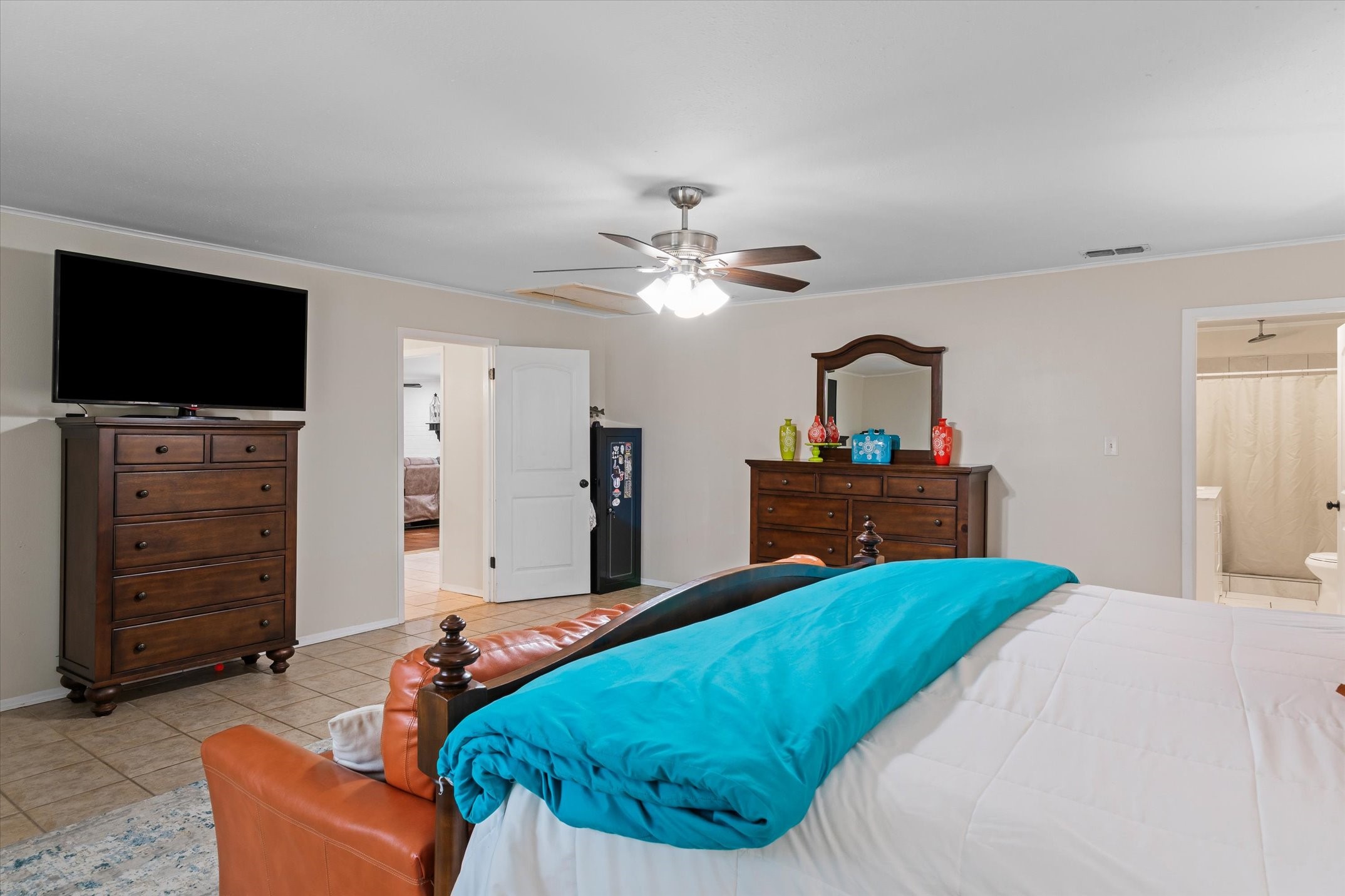 2203 Woodbine Drive Gladewater TX 75647