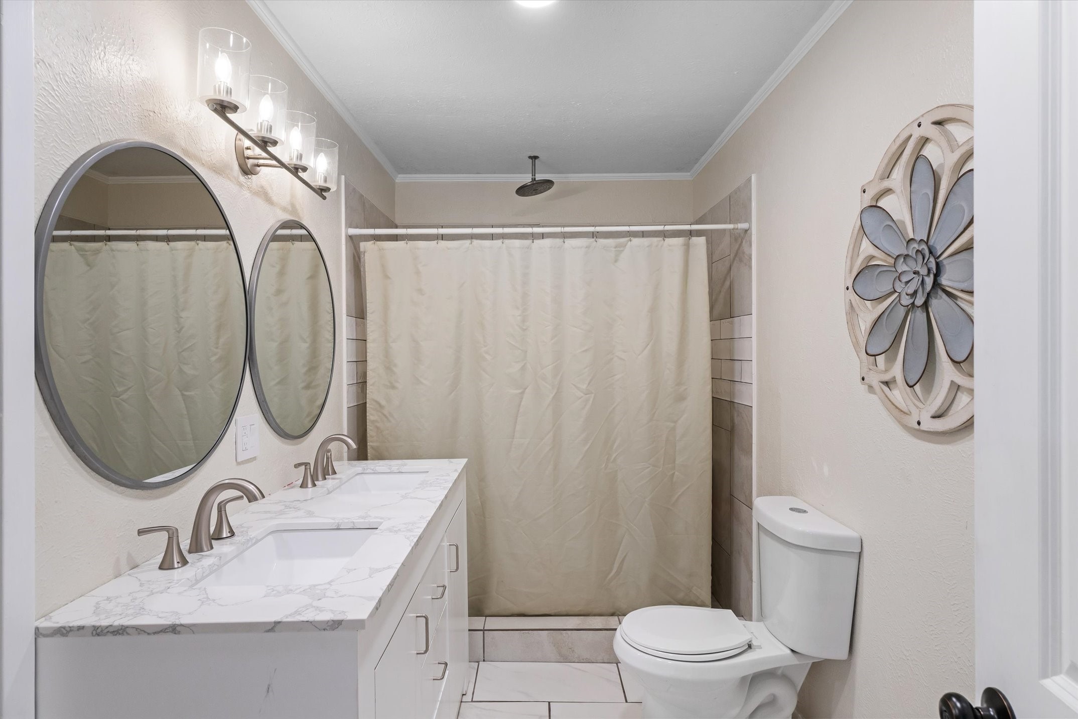 2203 Woodbine Drive Gladewater TX 75647
