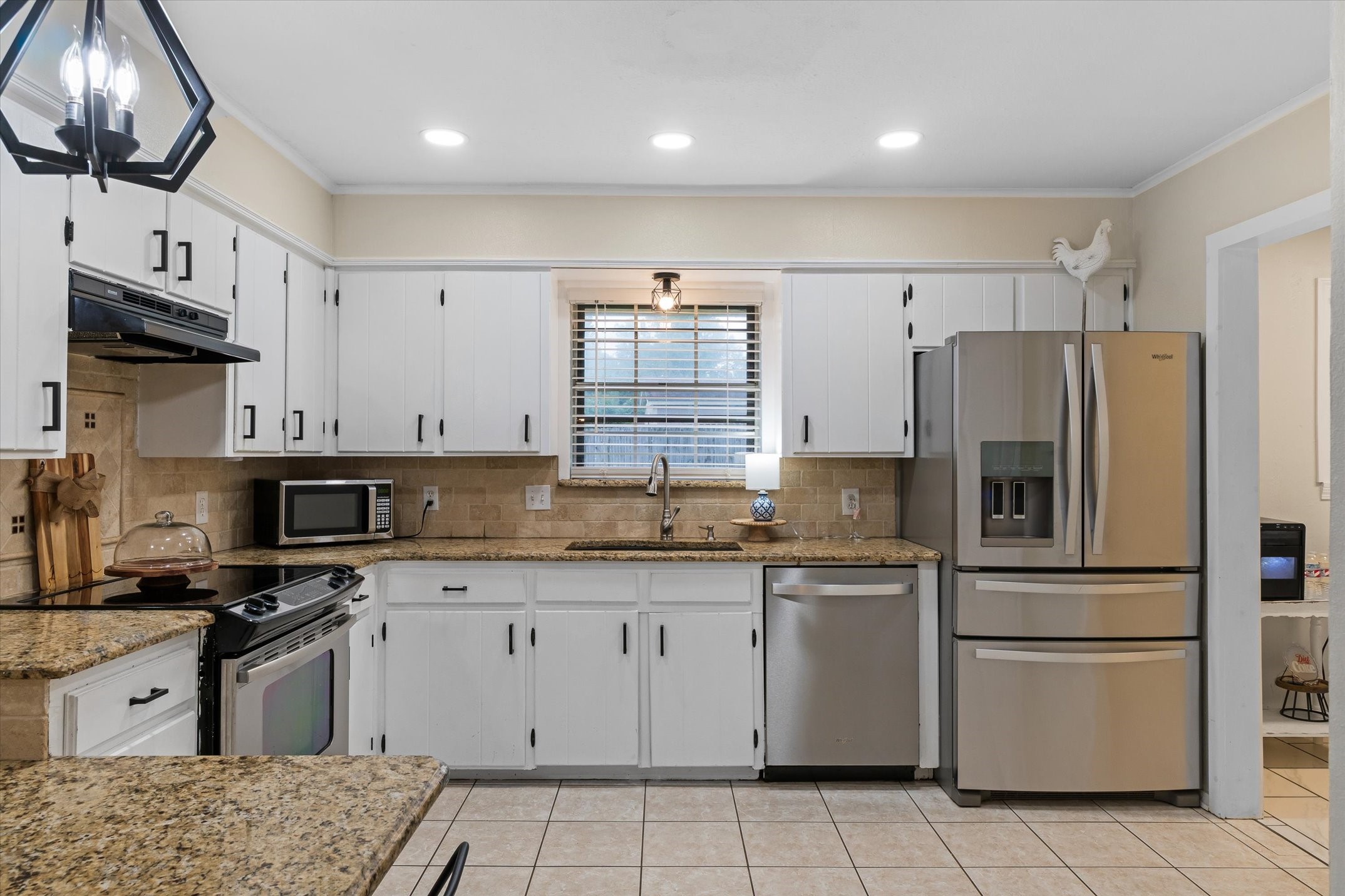 2203 Woodbine Drive Gladewater TX 75647