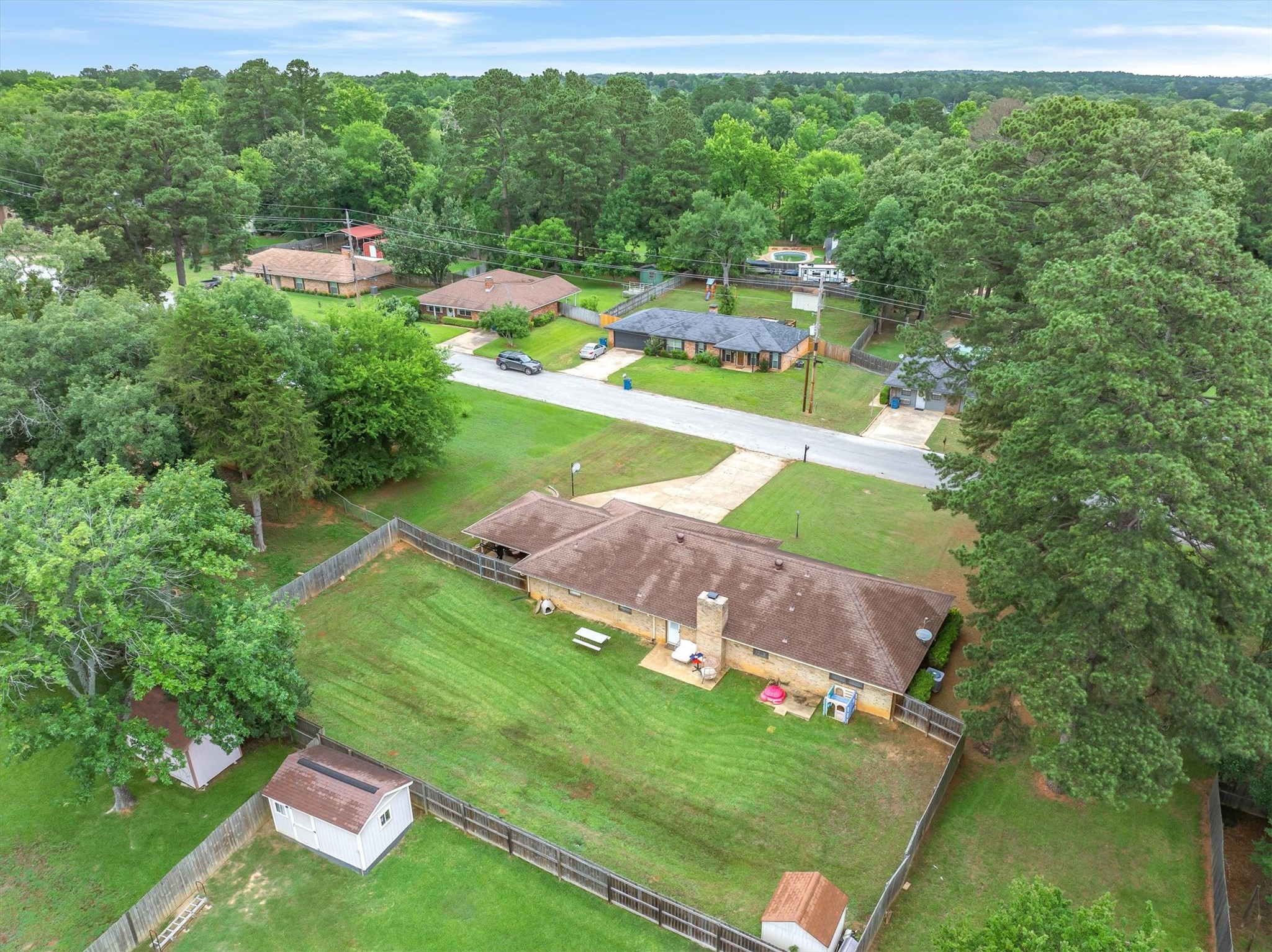 2203 Woodbine Drive Gladewater TX 75647