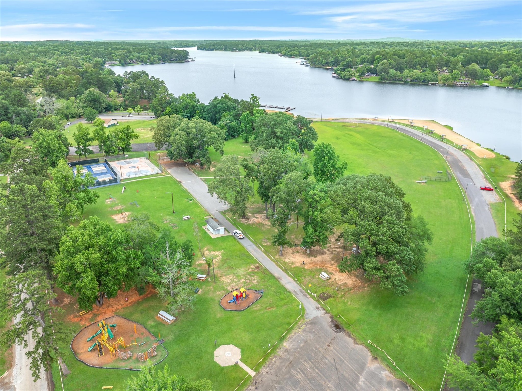2203 Woodbine Drive Gladewater TX 75647