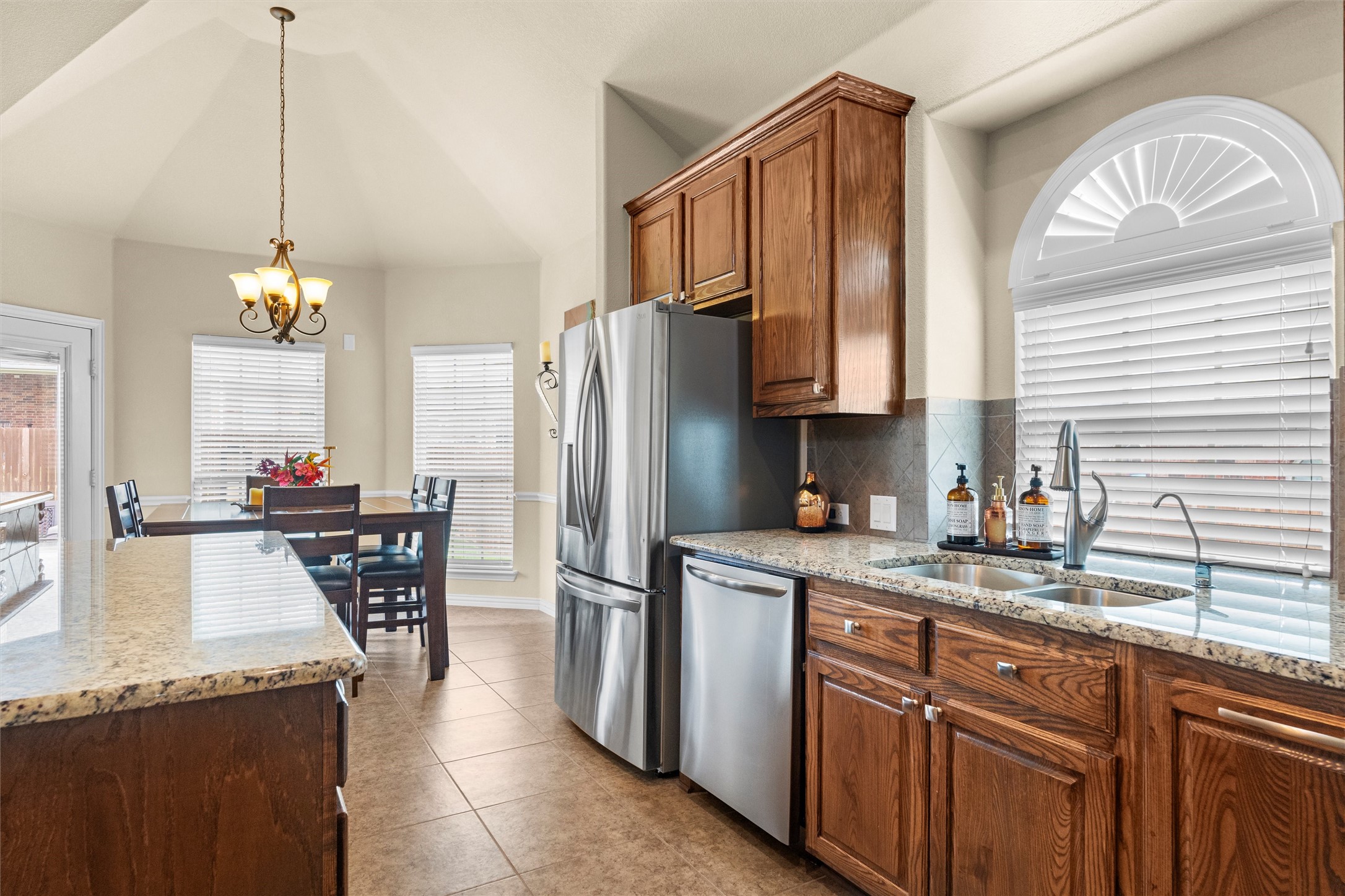 217 Chappellet Street Kennedale TX 76060