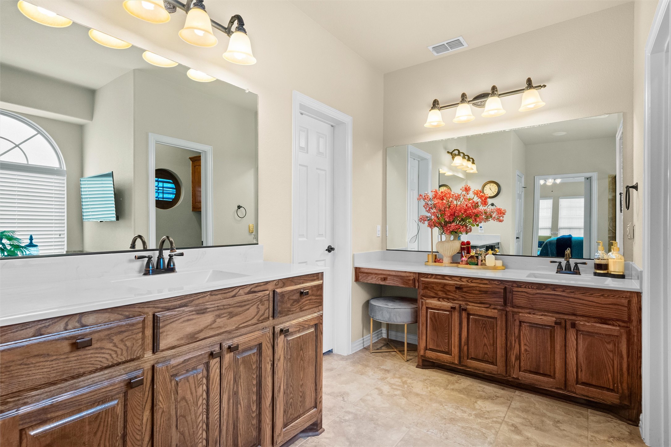 217 Chappellet Street Kennedale TX 76060