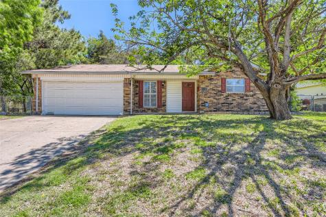 1120 Belle Street Bedford TX 76022