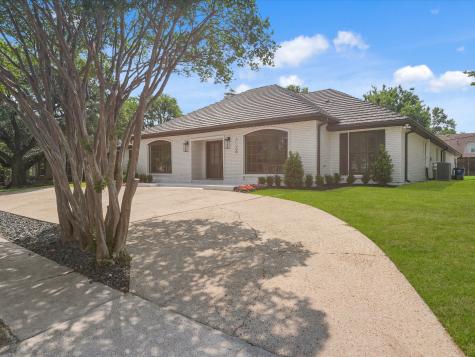 7124 Meadow Road Dallas TX 75230