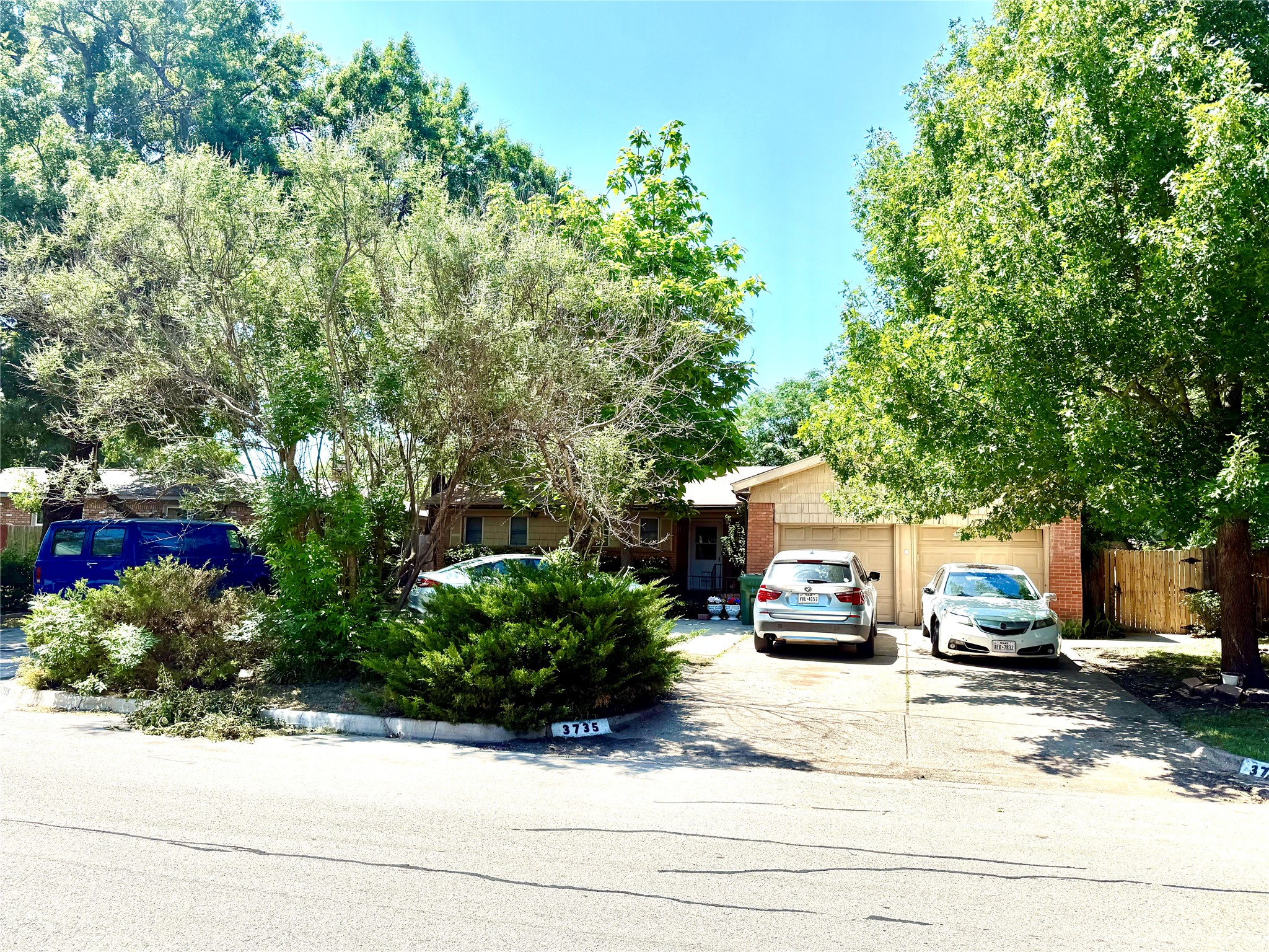 3735 N Hills Drive North Richland Hills TX 76117