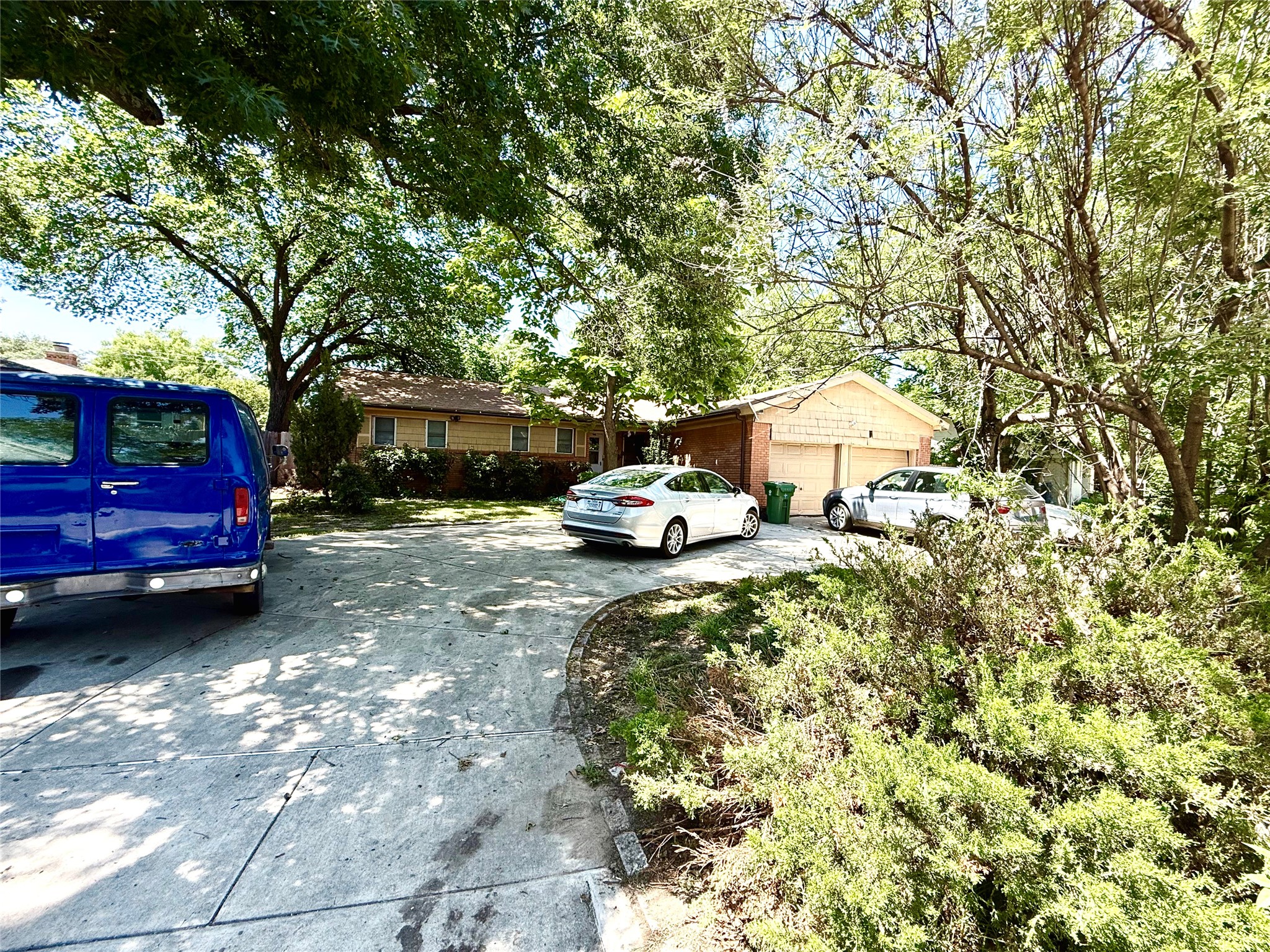 3735 N Hills Drive North Richland Hills TX 76117