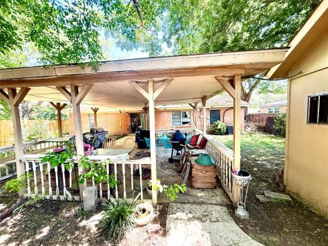 3735 N Hills Drive North Richland Hills TX 76117