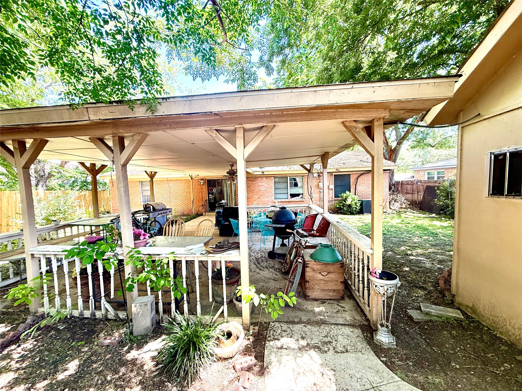 3735 N Hills Drive North Richland Hills TX 76117