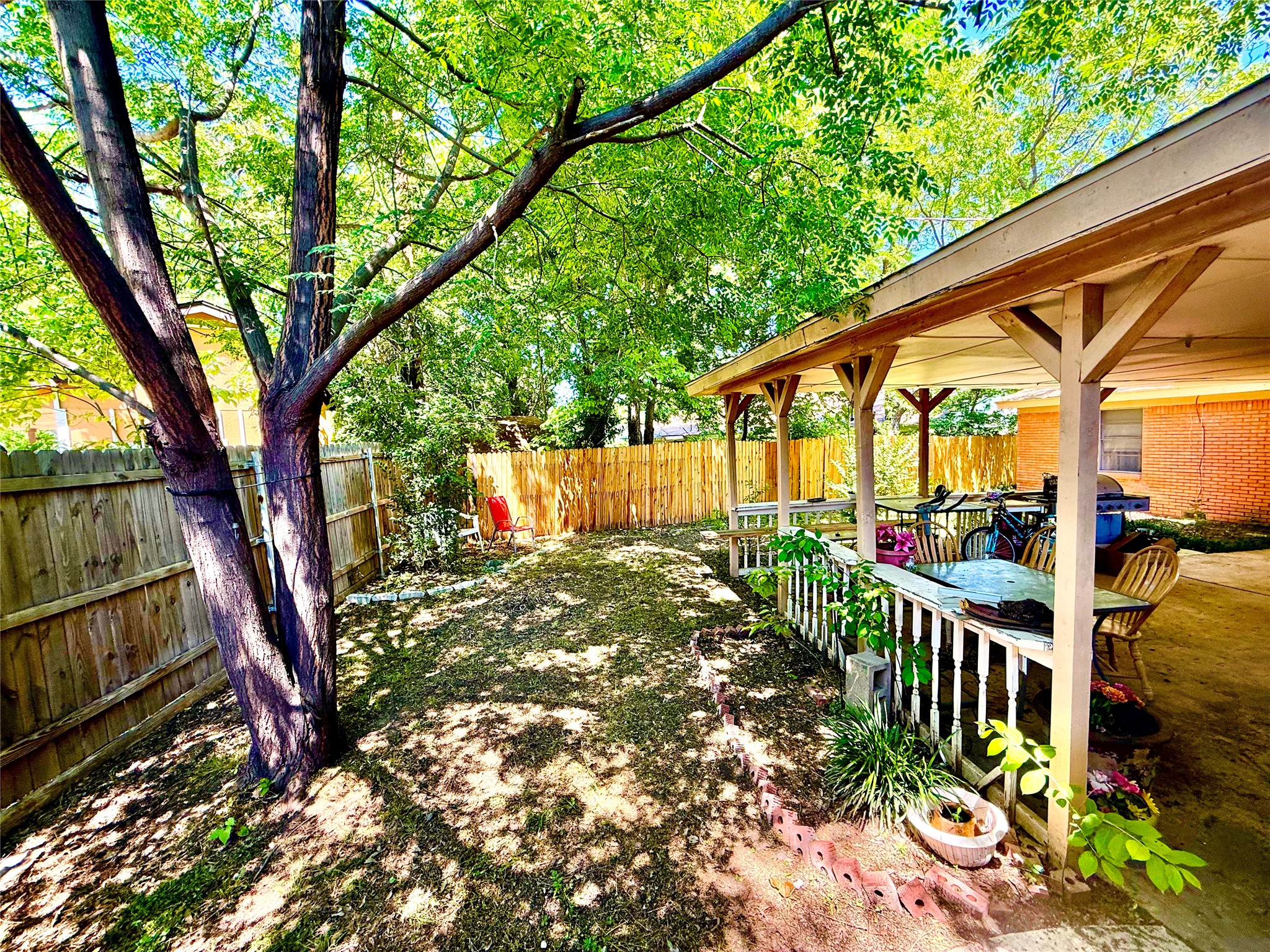 3735 N Hills Drive North Richland Hills TX 76117