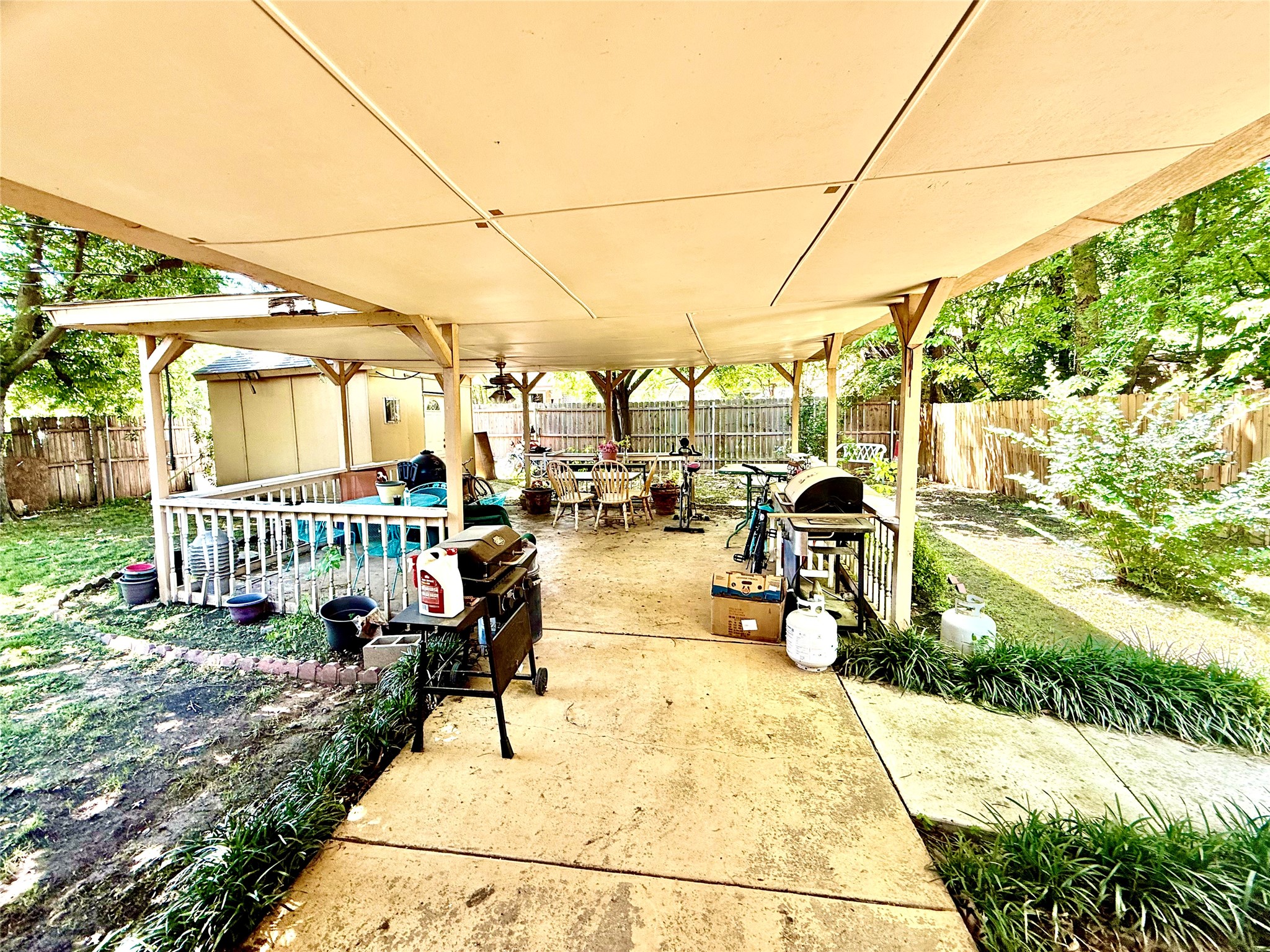 3735 N Hills Drive North Richland Hills TX 76117