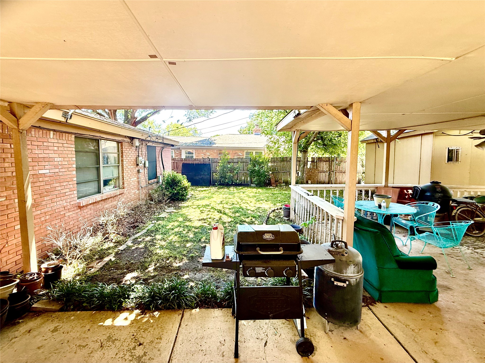 3735 N Hills Drive North Richland Hills TX 76117