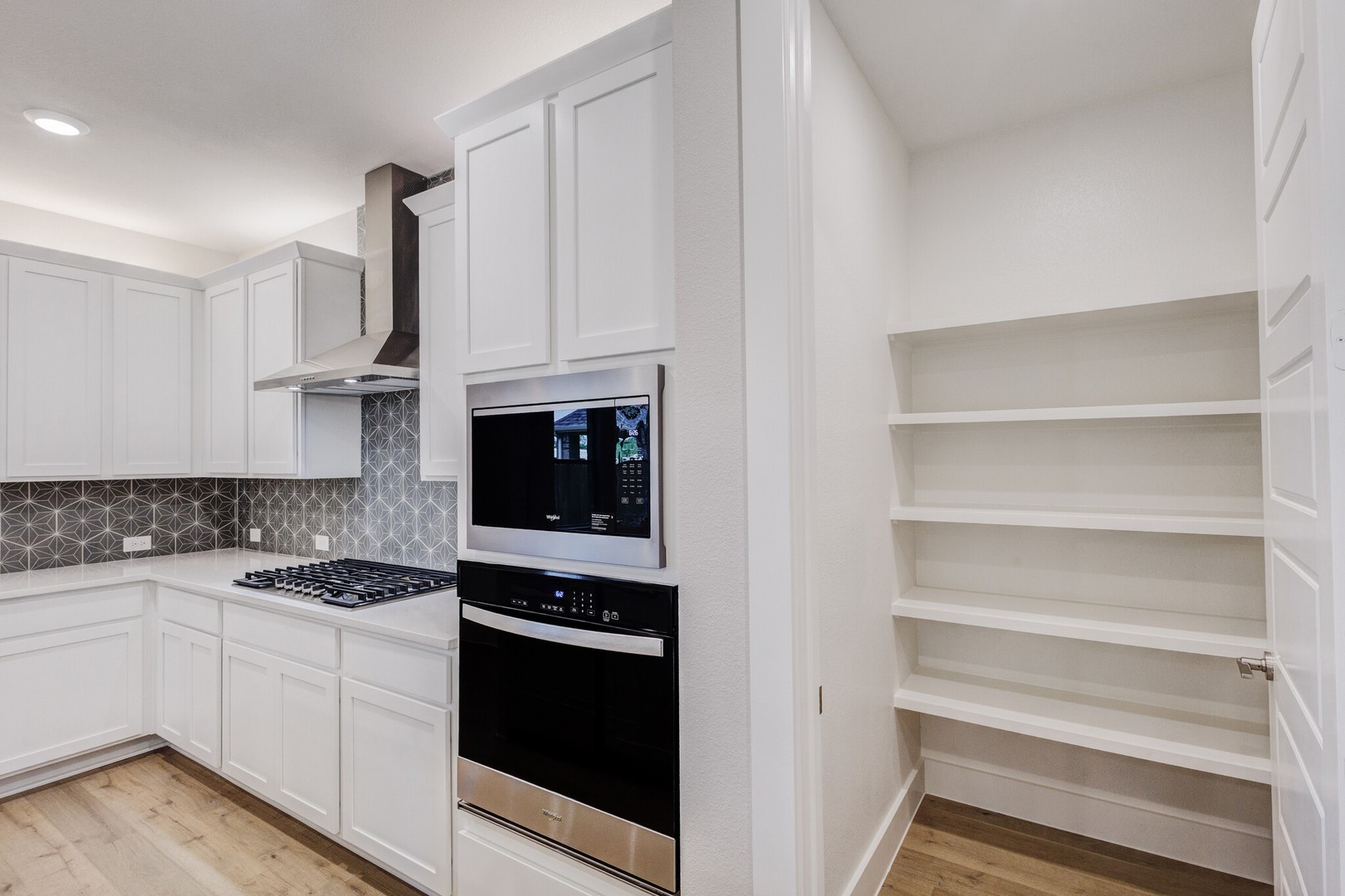 2912 Weslyan Oak Street Bedford TX 76021