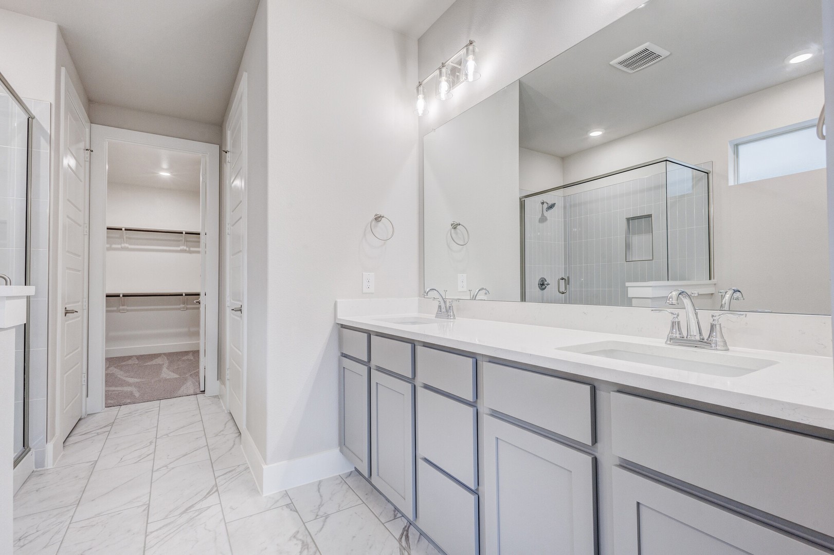 2912 Weslyan Oak Street Bedford TX 76021