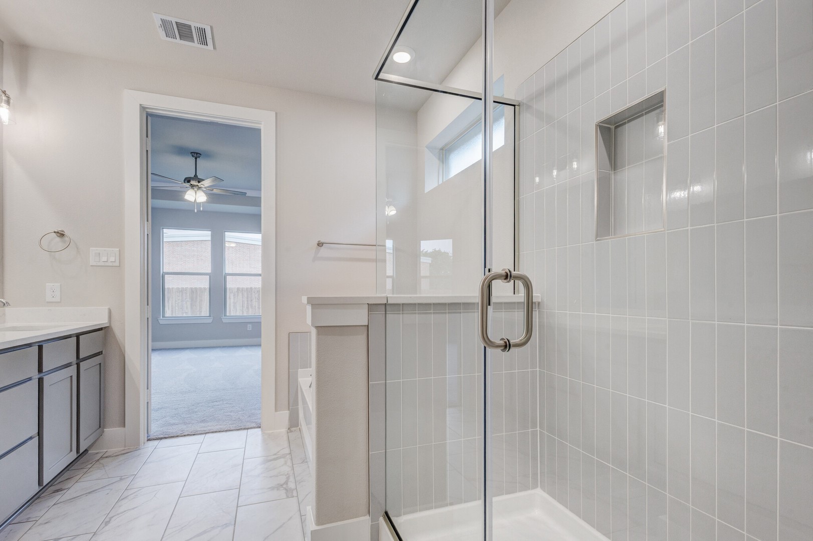 2912 Weslyan Oak Street Bedford TX 76021