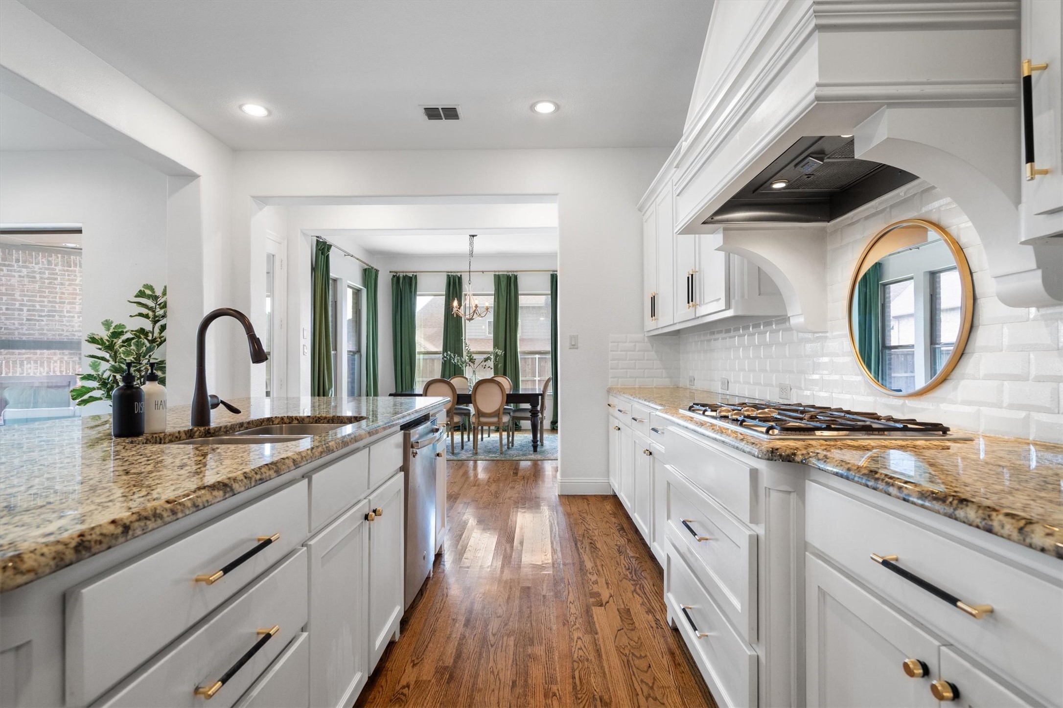1751 Hunters Lane Flower Mound TX 75028