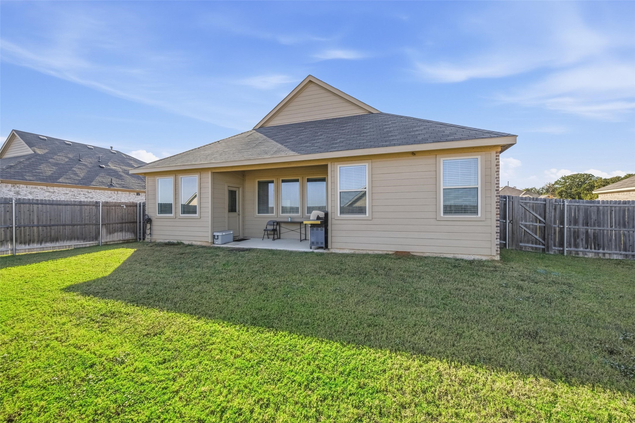 216 Post Oak Street Azle TX 76020