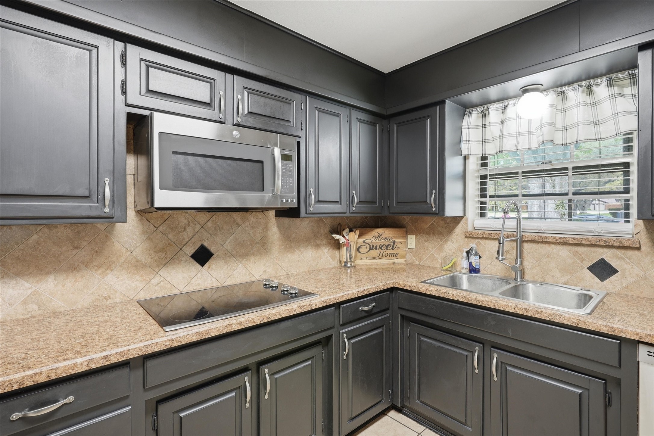 1325 Hemphill Drive Cleburne TX 76033