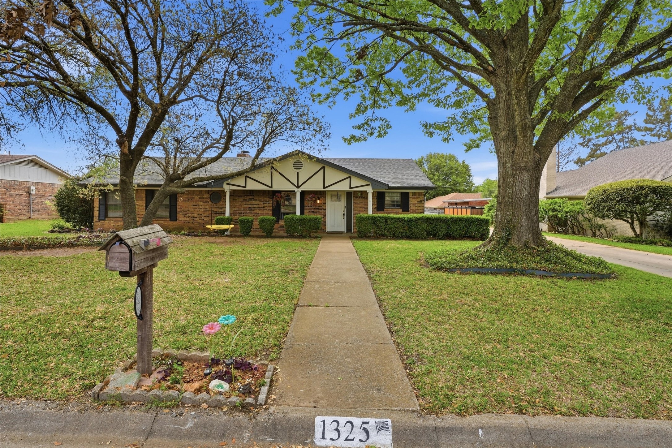 1325 Hemphill Drive Cleburne TX 76033
