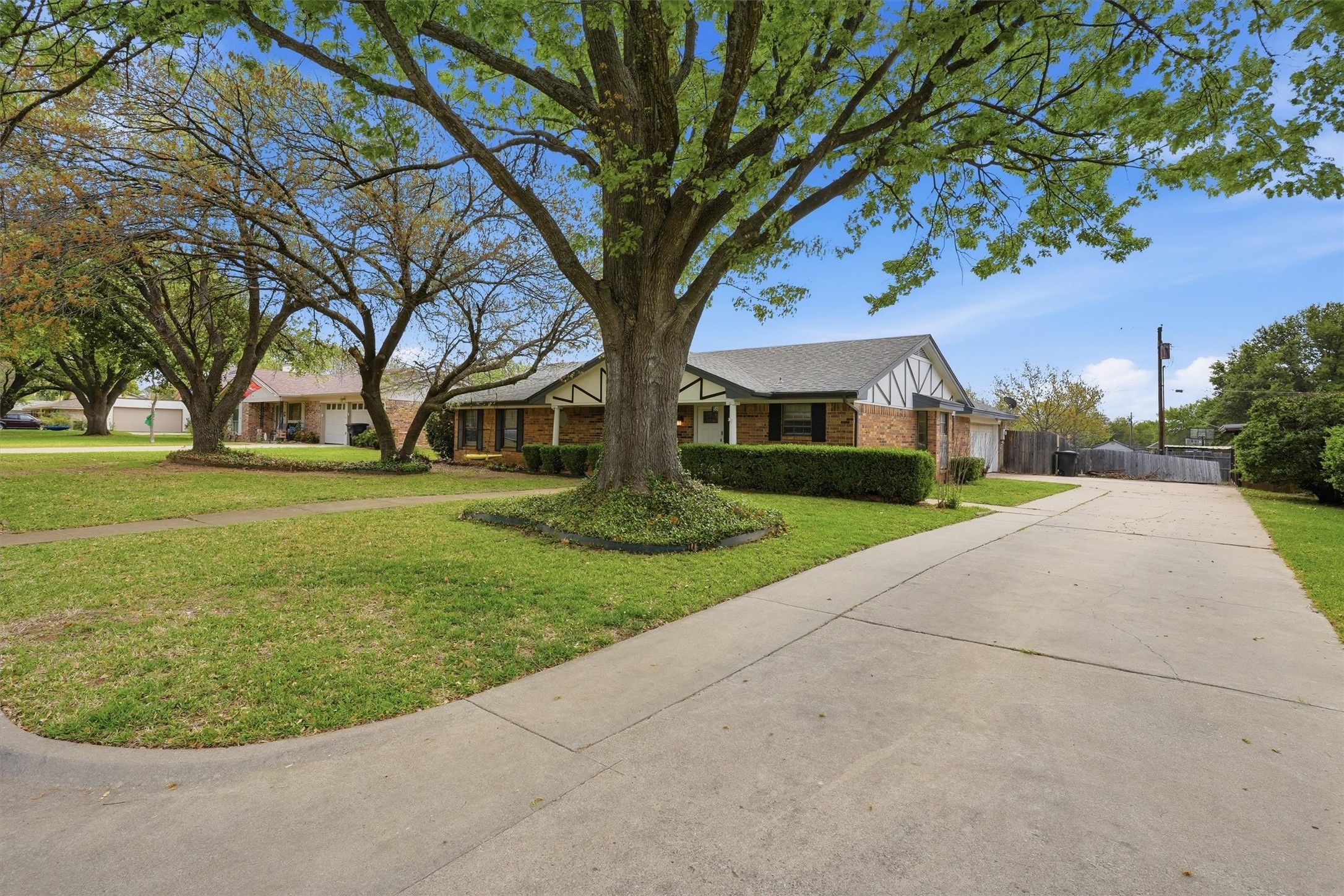1325 Hemphill Drive Cleburne TX 76033