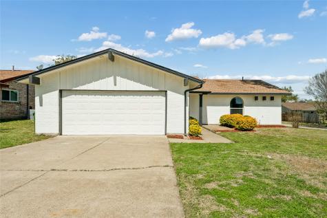 701 Salsbury Circle Arlington TX 76014