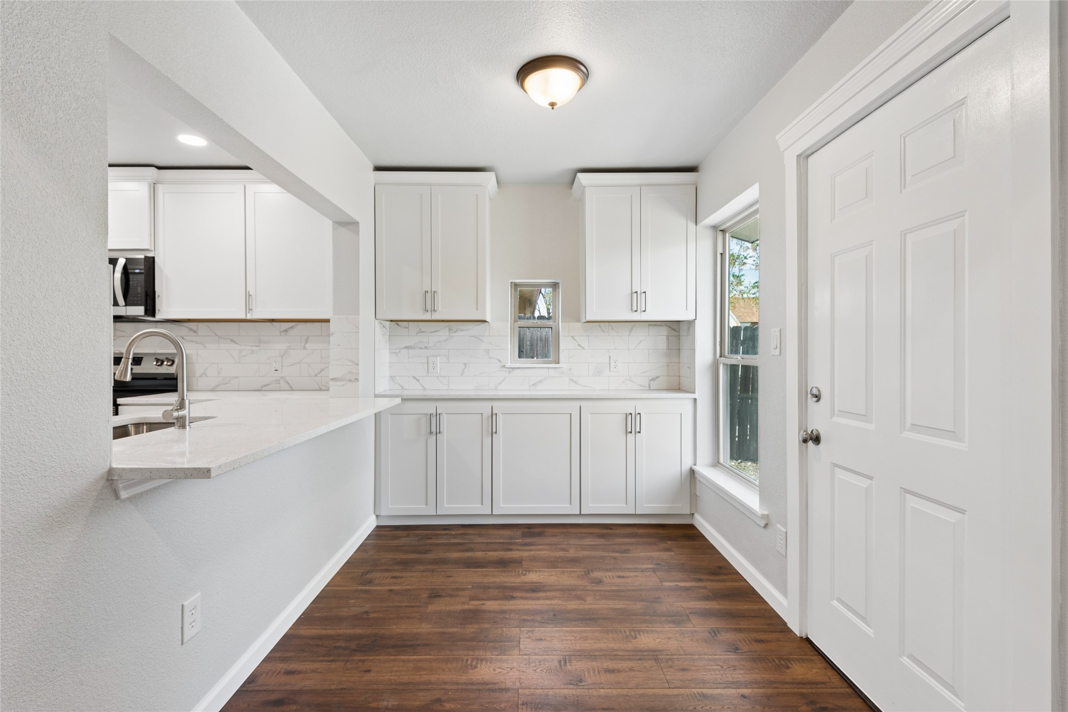 701 Salsbury Circle Arlington TX 76014