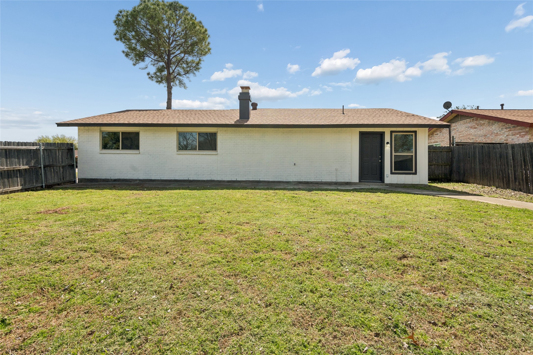 701 Salsbury Circle Arlington TX 76014
