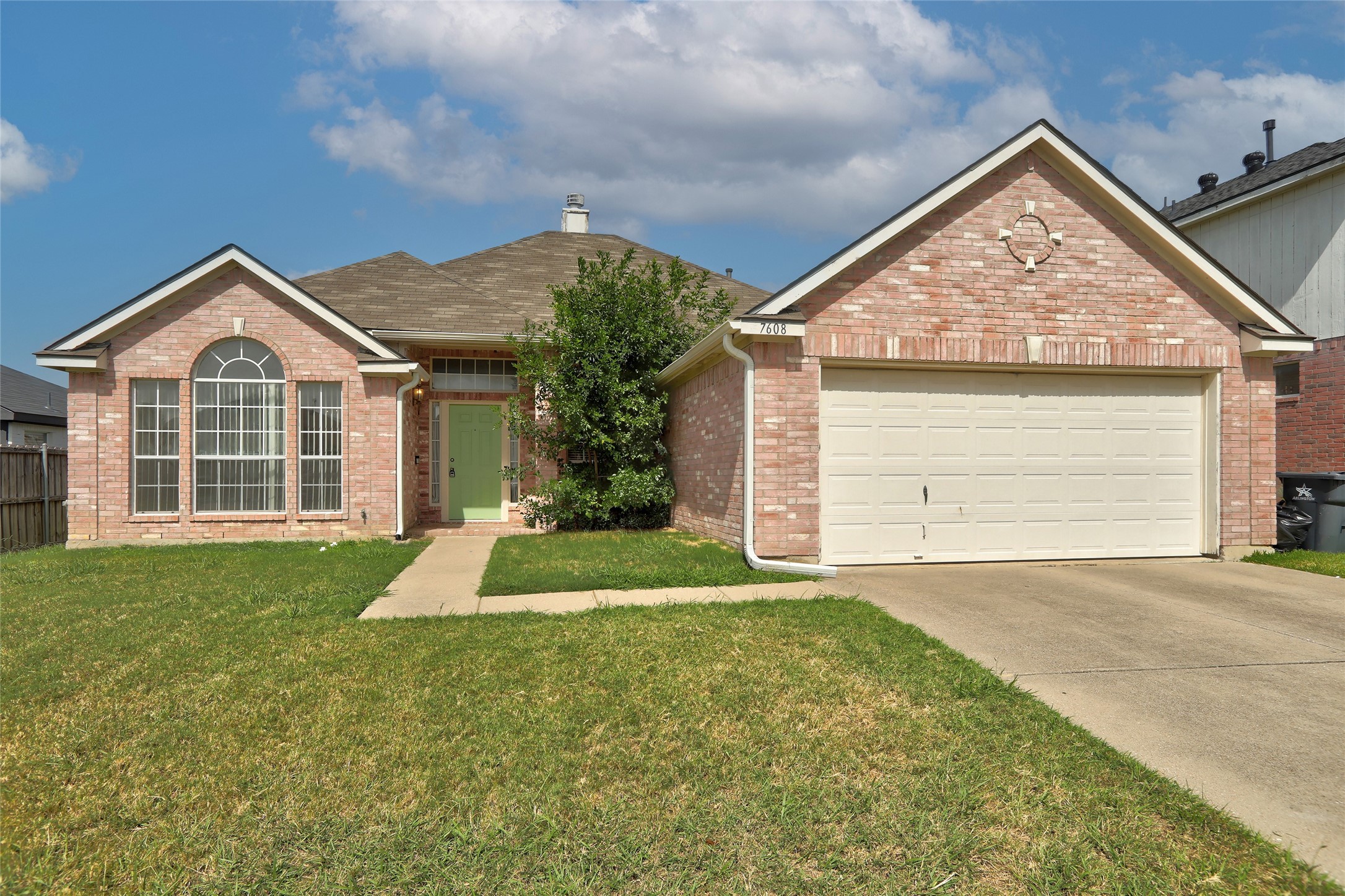 7608 Kittery Lane Arlington TX 76002