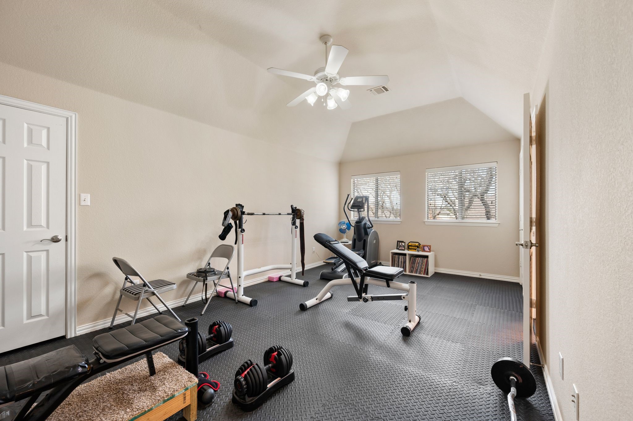 7921 Shady Oaks Drive North Richland Hills TX 76182
