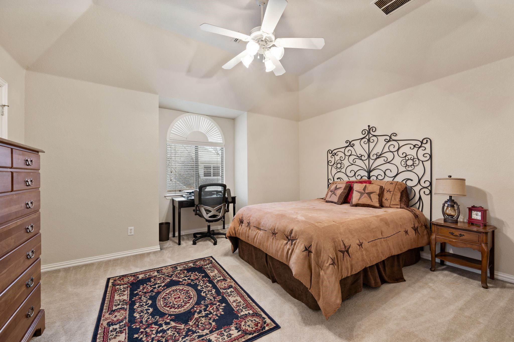 7921 Shady Oaks Drive North Richland Hills TX 76182